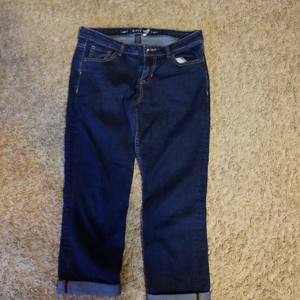 Womens jean capris